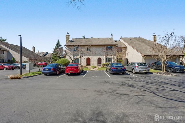 143 E Tennyson Drive, Plainsboro, NJ 08536