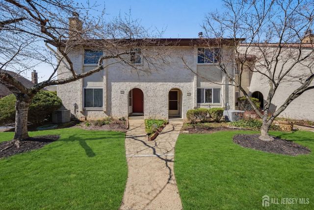 143 E Tennyson Drive, Plainsboro, NJ 08536