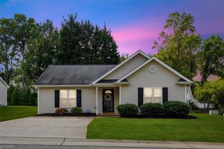 158 Westmont Drive, Winston-salem, NC 27104