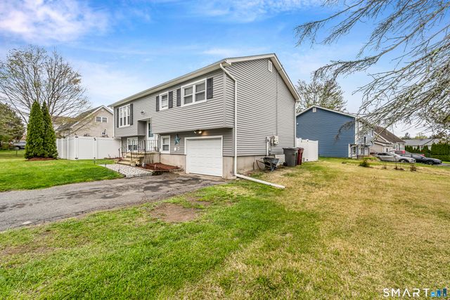 3 Cardinal Lane, Naugatuck, CT 06770