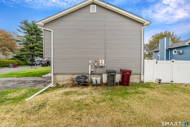 3 Cardinal Lane, Naugatuck, CT 06770