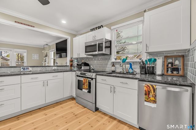 3 Cardinal Lane, Naugatuck, CT 06770