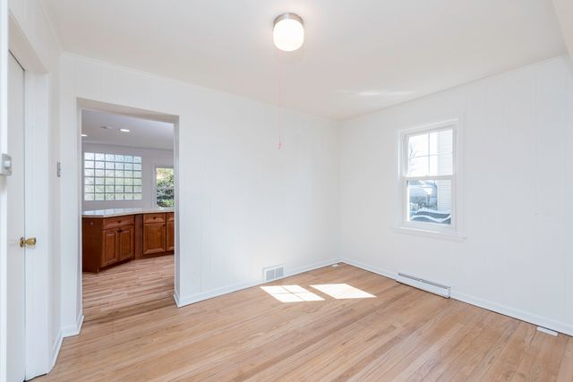 33771 N 2nd Street, Grayslake, IL 60030