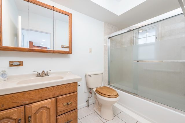 33771 N 2nd Street, Grayslake, IL 60030