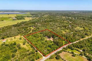 1300 S Webberwood WAY, Elgin, TX 78621