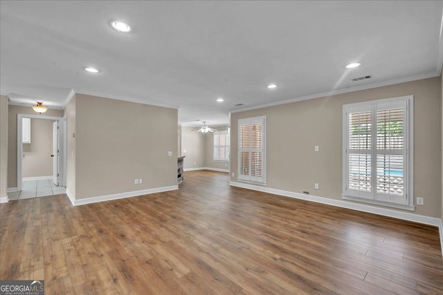 300 Oak Pointe Drive, Dublin, GA 31021