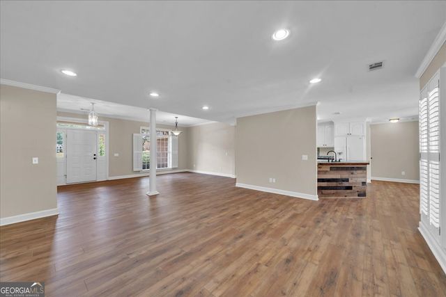 300 Oak Pointe Drive, Dublin, GA 31021