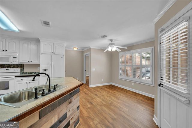 300 Oak Pointe Drive, Dublin, GA 31021