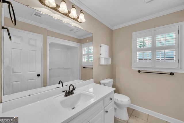 300 Oak Pointe Drive, Dublin, GA 31021