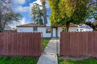 7367 N College Avenue, Pinedale, CA 93650