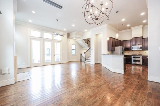 8822 Lakeshore Bend Drive, Houston, TX 77080