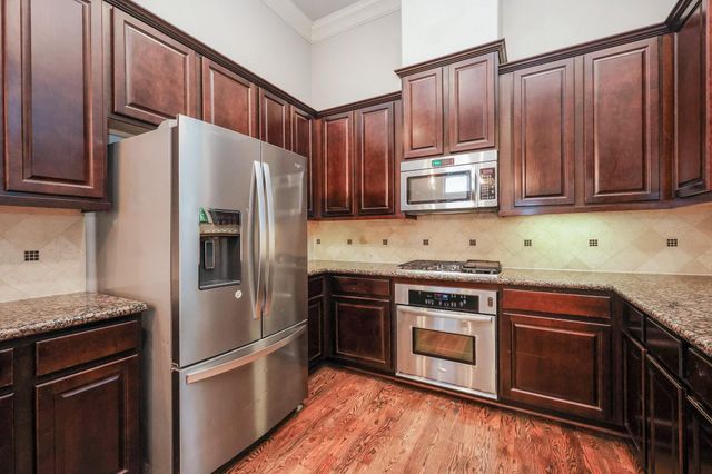 8822 Lakeshore Bend Drive, Houston, TX 77080
