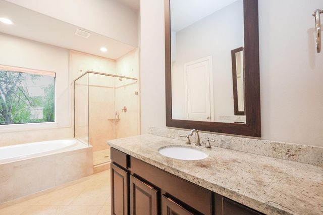 8822 Lakeshore Bend Drive, Houston, TX 77080