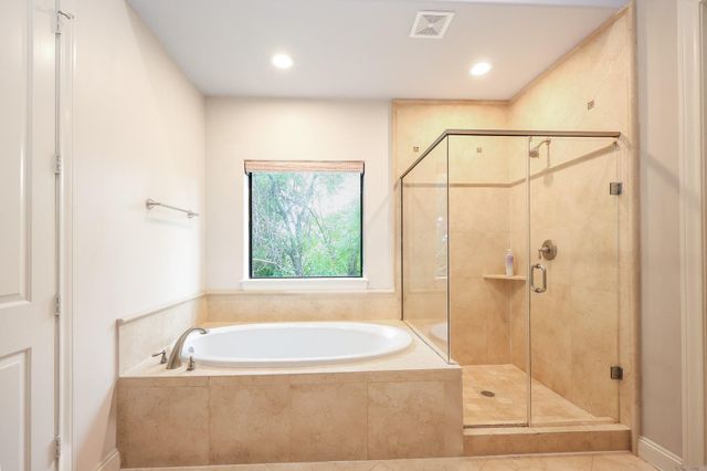 8822 Lakeshore Bend Drive, Houston, TX 77080
