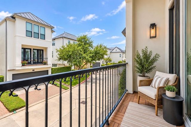 8822 Lakeshore Bend Drive, Houston, TX 77080