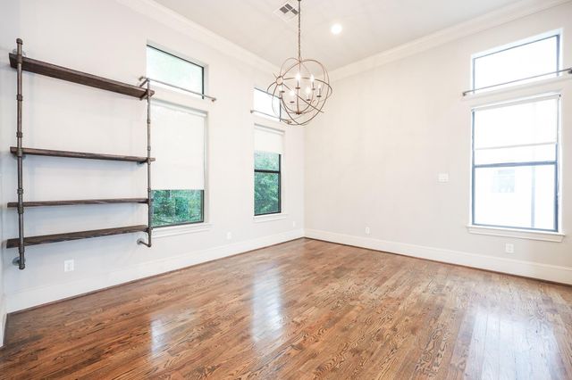 8822 Lakeshore Bend Drive, Houston, TX 77080