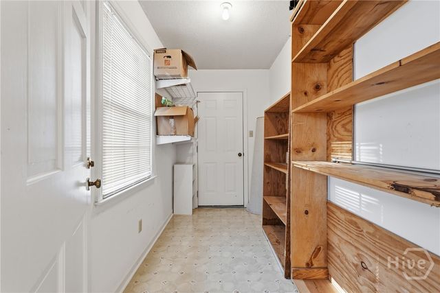 8511 Kent Drive, Savannah, GA 31406