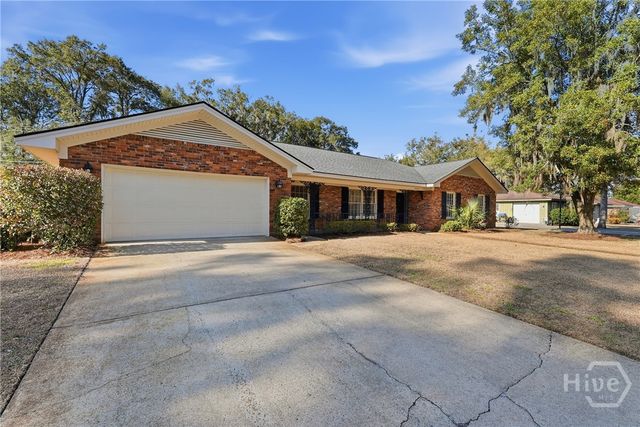 8511 Kent Drive, Savannah, GA 31406