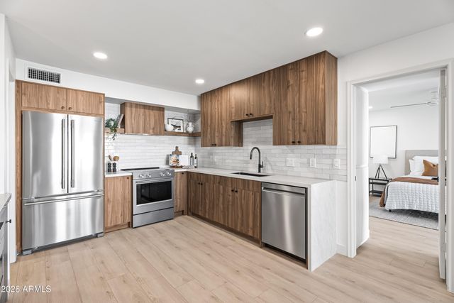 2617 S RIVER Drive, Tempe, AZ 85282