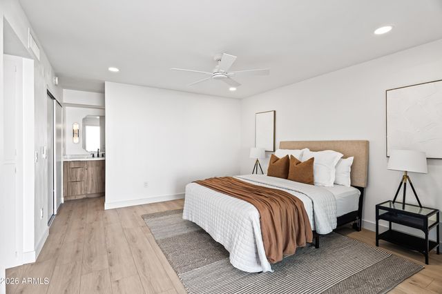2617 S RIVER Drive, Tempe, AZ 85282