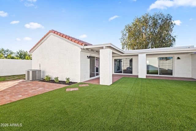 2617 S RIVER Drive, Tempe, AZ 85282