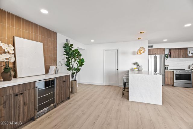 2617 S RIVER Drive, Tempe, AZ 85282