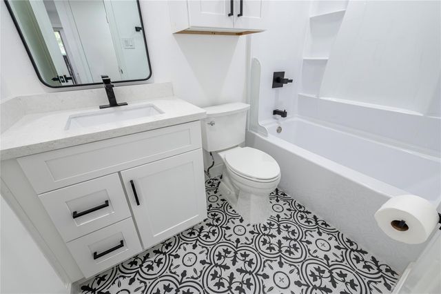 1500 Bay Area Boulevard 331, Houston, TX 77058