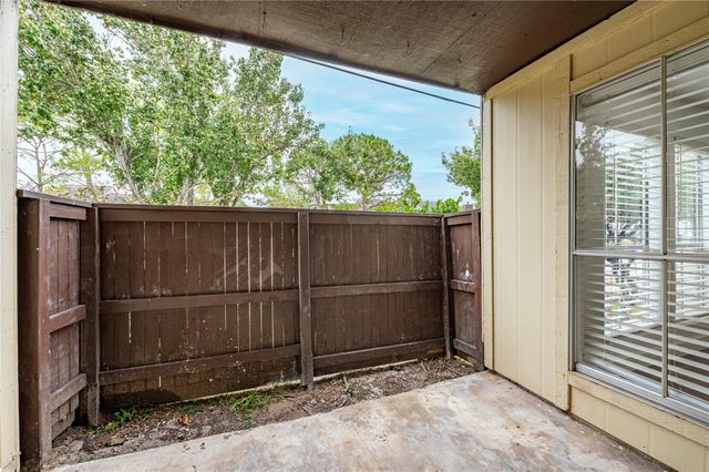 1500 Bay Area Boulevard 331, Houston, TX 77058