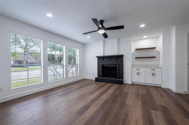 1500 Bay Area Boulevard 331, Houston, TX 77058