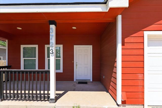 3723 Commercial Ave, San Antonio, TX 78221