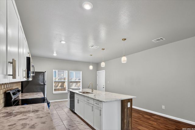 3723 Commercial Ave, San Antonio, TX 78221