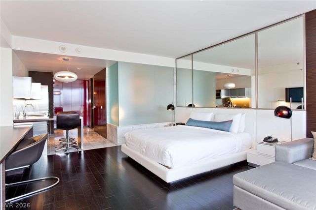 4381 West Flamingo Road 906, Las Vegas, NV 89103