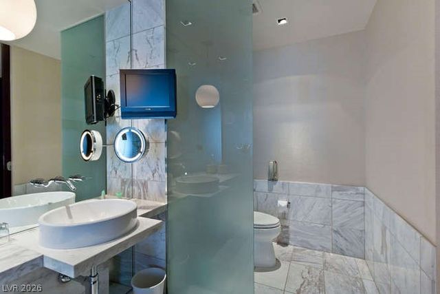 4381 West Flamingo Road 906, Las Vegas, NV 89103