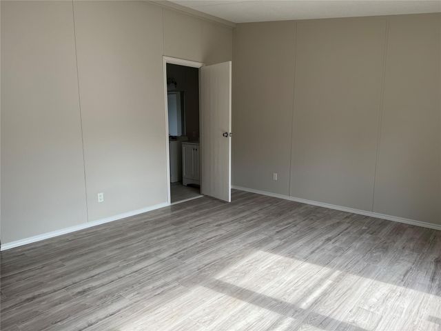 20701 Liveoak LN, Manor, TX 78653