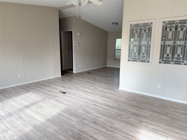 20701 Liveoak LN, Manor, TX 78653