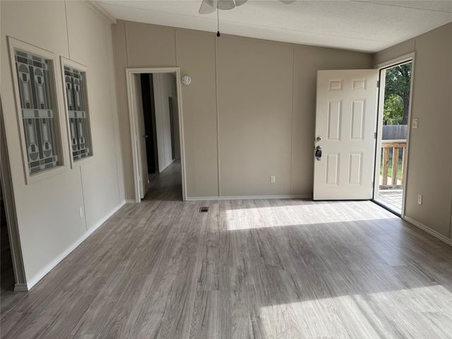 20701 Liveoak LN, Manor, TX 78653
