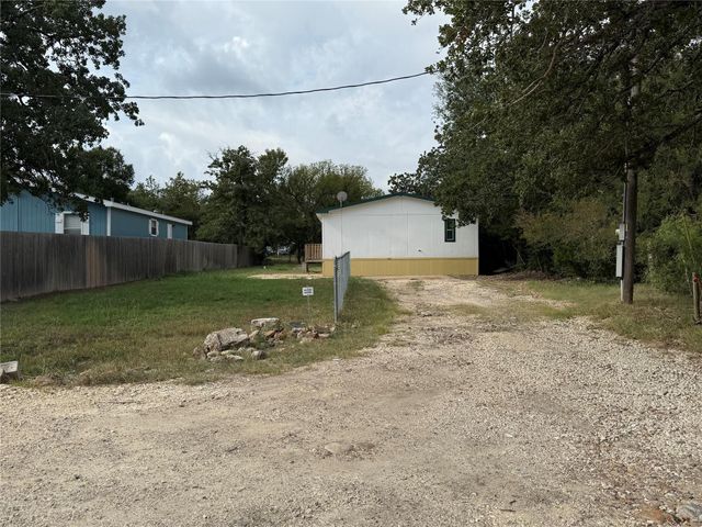 20701 Liveoak LN, Manor, TX 78653