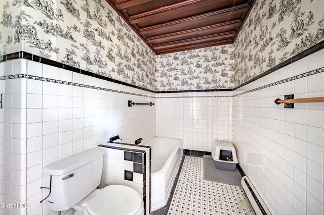 204 206 2nd Avenue, Troy, NY 12180