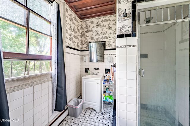 204 206 2nd Avenue, Troy, NY 12180