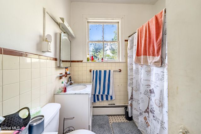 204 206 2nd Avenue, Troy, NY 12180