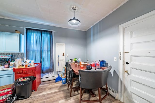 204 206 2nd Avenue, Troy, NY 12180