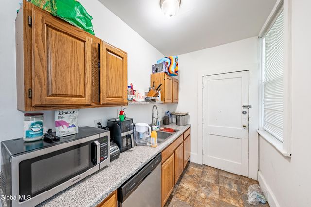 204 206 2nd Avenue, Troy, NY 12180