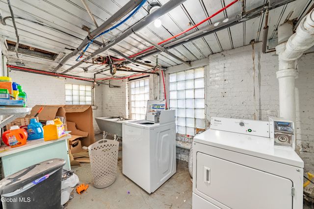 204 206 2nd Avenue, Troy, NY 12180