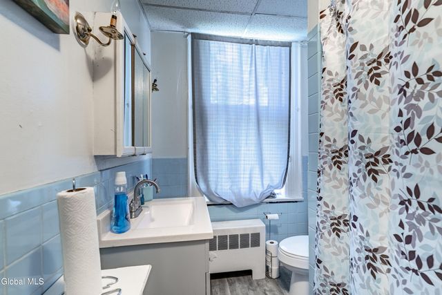 204 206 2nd Avenue, Troy, NY 12180