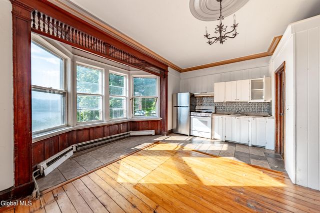 204 206 2nd Avenue, Troy, NY 12180