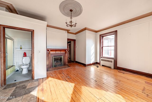 204 206 2nd Avenue, Troy, NY 12180