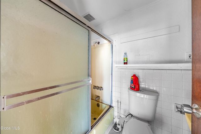 204 206 2nd Avenue, Troy, NY 12180