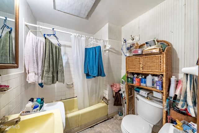 204 206 2nd Avenue, Troy, NY 12180