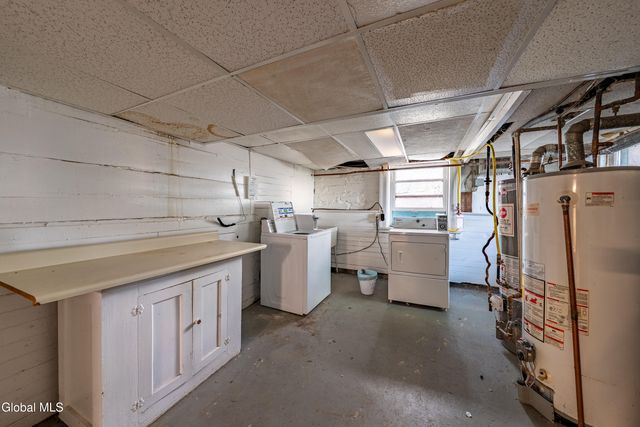 204 206 2nd Avenue, Troy, NY 12180