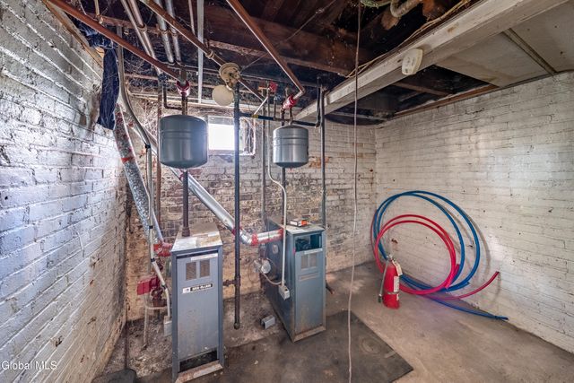 204 206 2nd Avenue, Troy, NY 12180